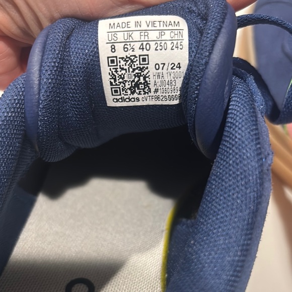 Adidas Navy and Pink Sneakers - Picture 3 of 6